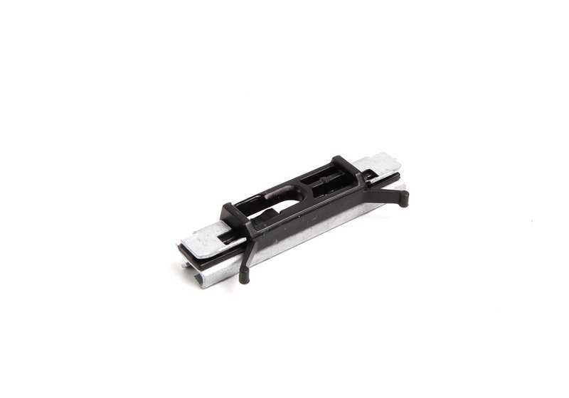 Clipe para BMW X3 E83, E83N (OEM 51313448374). BMW original