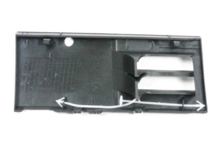 Tapa izquierda con ranuras de ventilación OEM 51118168917 para BMW E34 525tds. Pieza original BMW.