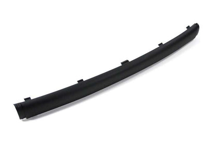 Listón protector parachoques delantero centro OEM 51118195304 para BMW Serie 3 E46. Original BMW.