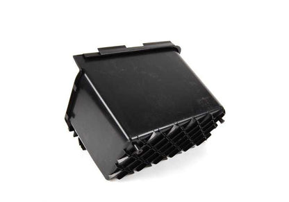 Soporte de conexión negra OEM 61138372289 para BMW Series 1 (E87, E88, F20, F21), Series 3 (E36, E46, E90, E91, E92, E93), Series 5 (E39), Series 7 (E38, E65, E66), X1 (E84), X3 (E83, F25), X5 (E53), Z3, Z4 (E89), y Z8 (E52). Original BMW.