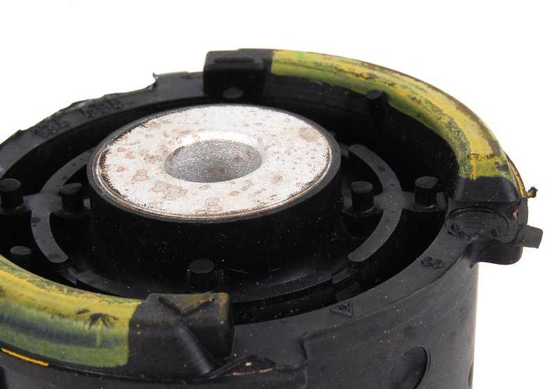 Soporte Silentblock delantero izquierdo OEM 33316770815 para BMW E85, E86, E89. Original BMW.