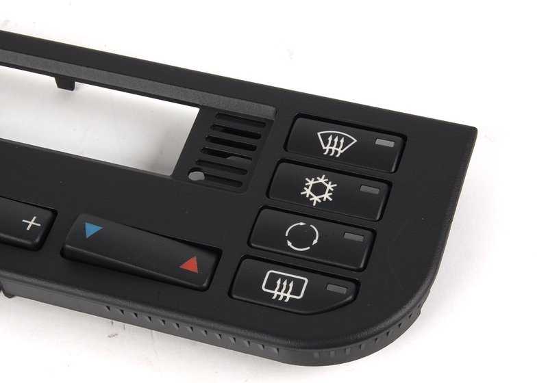 Frontal botón unidad climatizador automático OEM 64118361832 para BMW E36. Pieza original BMW.