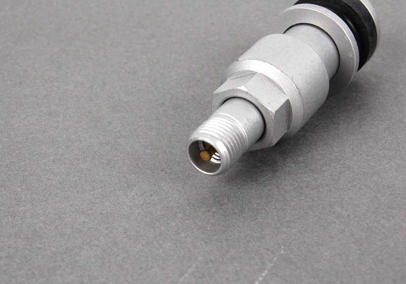 Válvula de aire para neumáticos OEM 36136775937 para BMW E90, E91, E92, E93. Original BMW.