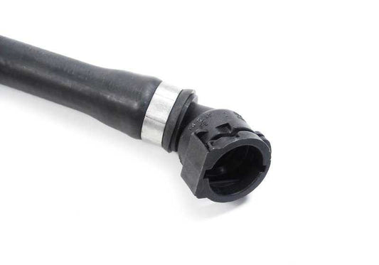 Manguito refrigerante OEM 17127521768 para BMW X5 E53. Conduce el refrigerante del motor. Pieza original BMW.