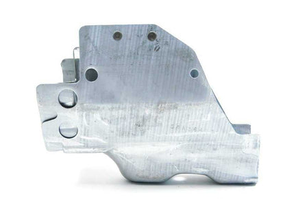Soporte prolongador del paso de rueda delantero derecho OEM 41117025676 para BMW E53 X5 (3.0d, 3.0i) modelos 2001–2006. Original BMW.