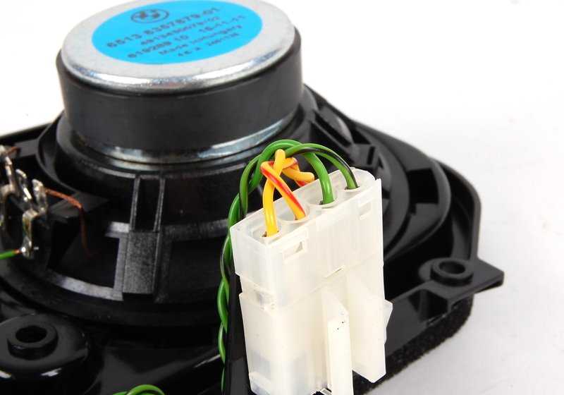 Altavoz trasero izquierdo OEM 65138357879 para BMW E36 (316i, 318i, 320i, 323i, 325i, 328i, M3, Compact, Coupé, Touring, Berlina, Cabrio). Original BMW.