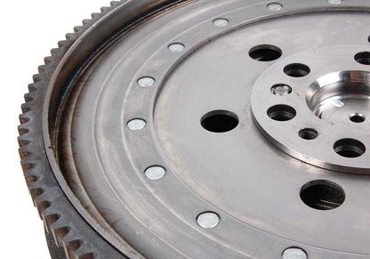 Volante bimassa para BMW E82, E88, E90, E91, E92, E93, E60N, E61N, E89 (OEM 21207590942). BMW original