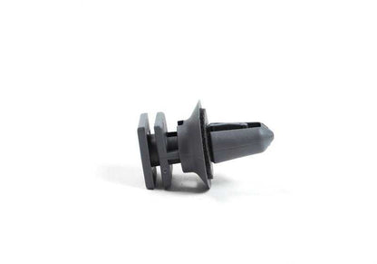 Clip gris pour la série BMW 1 F52, série 2 F45, F46, série 5 F07, F10, F11, F18, F90, G30, G31, G38, série 6 F06, F13N, G32, X1 F48, F49, X2 F39, X5 E53 , Z4 E85, E86, G29 et Mini F54, F55, F56, F60 (OEM 51478262533). BMW d'origine.