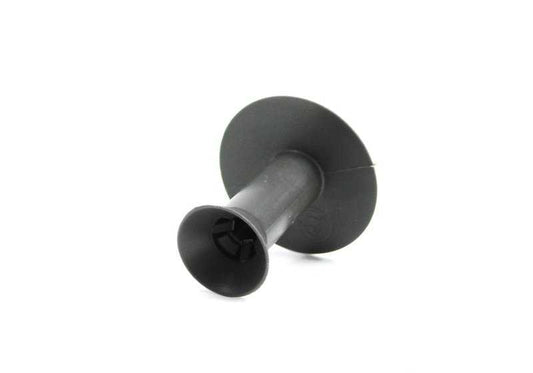 Botón de fijación OEM 51471954694 para BMW E34, E32, E31. Compatible con versiones 518i, 520i y más. Pieza original BMW para fijar revestimientos interiores del maletero u otras partes.