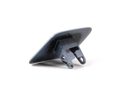 Caperuza imprimada derecha OEM 61677837432 para BMW E81, E87, E82, E88. Original BMW.
