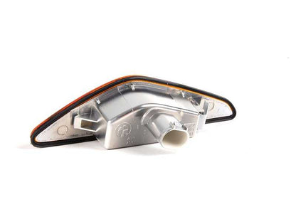 Piloto intermitente lateral izquierdo OEM 63136920685 para BMW E46. Original BMW.