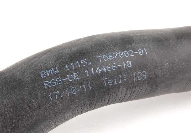 Tubería de retorno de aceite OEM 11157567802 para BMW E90, E91, E60, E61. Original BMW.