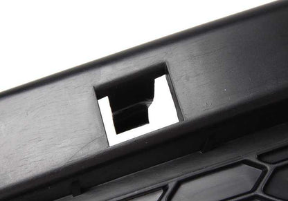 Zentrales Netz für BMW E85, E86 (OEM 51117895842). Original BMW