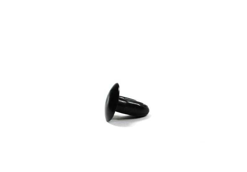 Tapa de plástico OEM 13711741097 para BMW E34, E39, E32, E38, E31, E53, E52. Pieza original BMW.