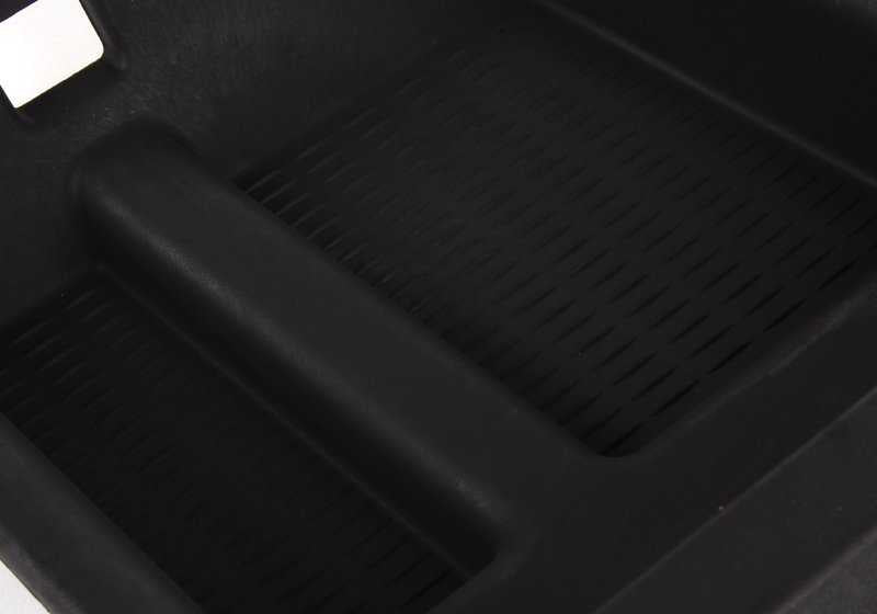 Soporte posavasos negro OEM 51168228810 para BMW E46. Pieza original BMW para consola central/ reposabrazos.