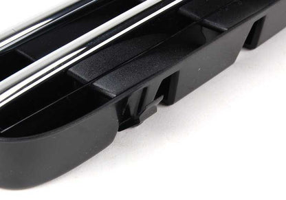 Rejilla lateral delantera derecha OEM 51137896850 para BMW E60, E61. Original BMW.