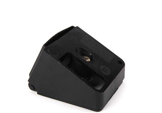 Punto di connessione B+ OEM 12521702313 per BMW E38. BMW originale BMW.