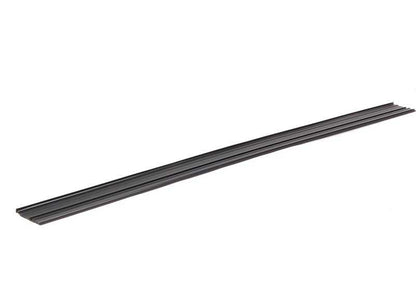 Embellecedor de umbral de puerta OEM 51471888427 para BMW E30. Pieza original BMW.