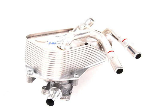 Trocador de calor para BMW Series 1 E82, E88 Série 3 E90, E91, E92, E93 X1 E84 Z4 E89 (OEM 17217536929). BMW original.
