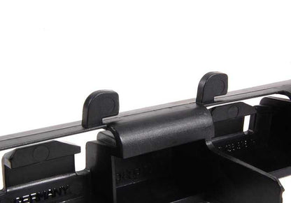 Soporte derecho OEM 51117135576 para BMW E65, E66. Original BMW.