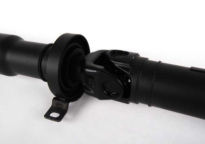 Asse di trasmissione posteriore (1325 mm) OEM 26107549305 per BMW X5 E53 3.0D e 3.0i (Allrad). Compatibile con scatole manuali e automatiche. BMW originale.