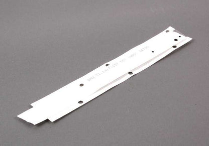 Emblema trasero adhesivo OEM 51147157557 para BMW Serie 3 E90 330i (modelos PM11, PM12, PM21, PM22, PM31, PM36, PM41, PM42, PM45, PM46). Original BMW.