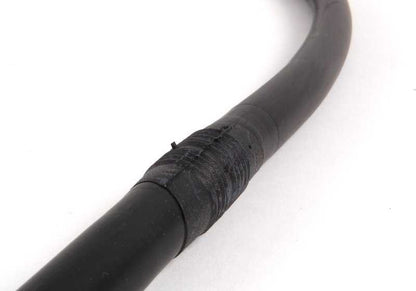 Tubo de drenaje delantero OEM 54137000496 para BMW E61, E53. Pieza original BMW.
