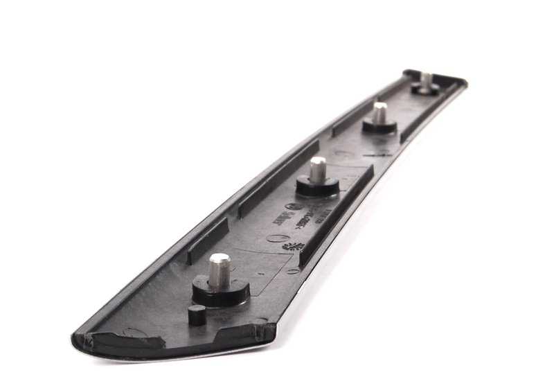 Moldura aluminio puerta delantera izquierda OEM 51457047155 para BMW E46 {316i AL11, AL12, AL21, AL22, AL51, AN72, AN82, AX31, AX32, AX41}. Original BMW.