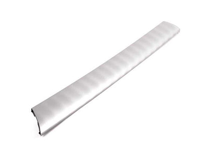 Moldura aluminio puerta delantera izquierda OEM 51457047155 para BMW E46 {316i AL11, AL12, AL21, AL22, AL51, AN72, AN82, AX31, AX32, AX41}. Original BMW.