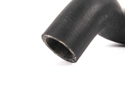 Tubo di raffreddamento OEM 11531250702 per BMW E28, E30, E34, E36. Compatibile con il sistema di raffreddamento del motore. BMW di riserva originale.