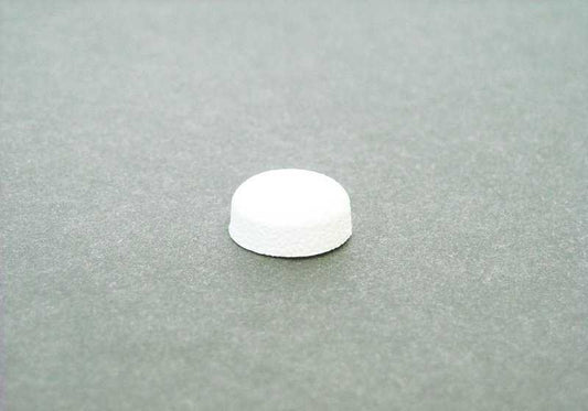 Tapa embellecedora blanca OEM 51181813017 para BMW E21, E30, E36, E46, E81, E82, E87, E88, E90, E91, E92, E93, F30, F31, F32, F33, F34, F36, F80, F82, F83, E12, E28, E34, E39, E60, E61, F10, E24, E63, E64, E23, E32, E38, E65, E66, F01, F02, F04, E31,