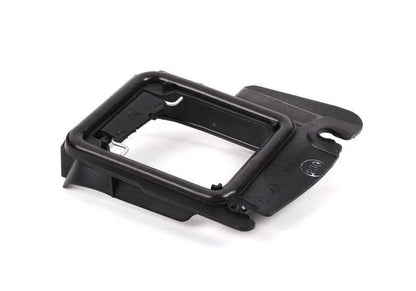 Conducto de aire derecho OEM 64318386178 para BMW E65 y E66. Compatible con modelos 730d, 730i, 735i (producción 2001-2008). Repuesto original BMW.