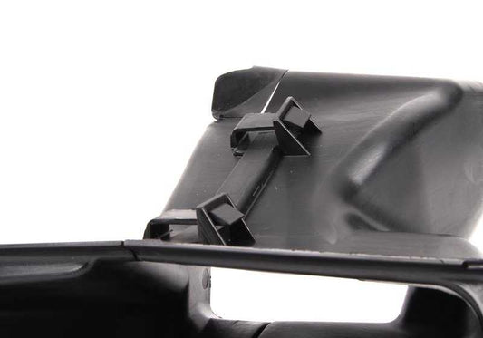 Guía de aire delantera derecha OEM 51748045348 para BMW Serie 3 E92, E93 (2006-2010). Original BMW.