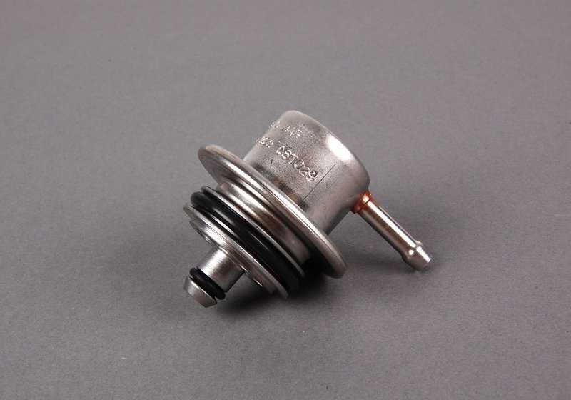 Regolatore di pressione del carburante OEM 13531729320 per BMW E36, E46, E34, Z3. BMW originale.