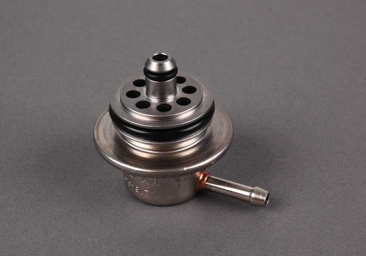 Regulador de presión de combustible OEM 13531729320 para BMW E36, E46, E34, Z3. Original BMW.