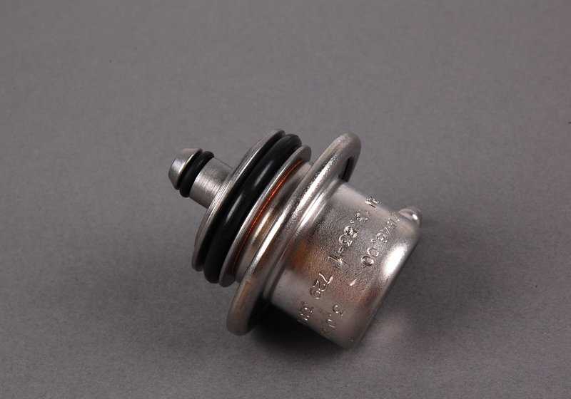 Regolatore di pressione del carburante OEM 13531729320 per BMW E36, E46, E34, Z3. BMW originale.