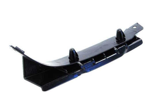 Soporte lateral paragolpes delantero izquierdo OEM 51117116667 para BMW E53. Original BMW.