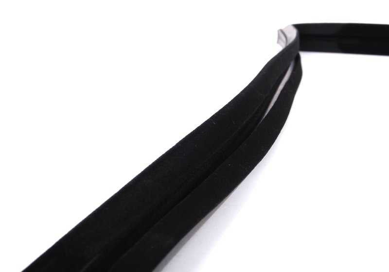 OEM 51321904781 Guide de la fenêtre avant gauche pour BMW E30 (316i avec variantes M10 et M40, manuelle et automatique). BMW d'origine.