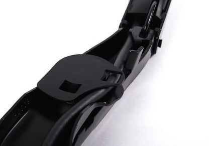 Brazo limpia parabrisas derecho OEM 61617208692 para BMW E65, E66. Original BMW.