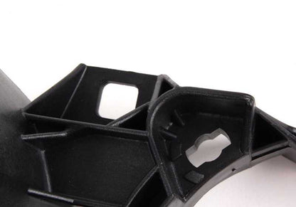 Soporte izquierdo OEM 63121385601 para BMW Serie 3 (E30). Original BMW