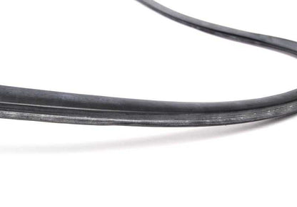 Junta de goma para la luneta trasera OEM 51318132653 para BMW E36. Original BMW.