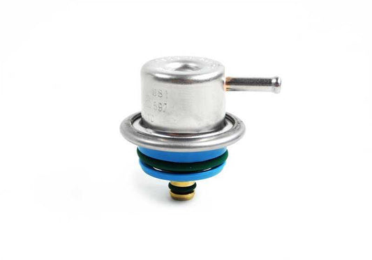 Regulador de presión de combustible OEM 13531436110 para BMW E36, E34, E39, E32, E38, E31, E53, Z3. Compatible con motores M50 y M52. Original BMW.