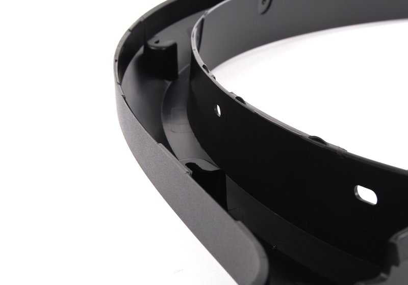 OEM 51770421056 fender flare kit for BMW E70 X5 (all compatible models). Original BMW.