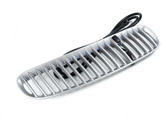 Orno à droite à droite OM 51137124824 pour BMW X5 E53. BMW d'origine.