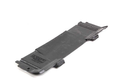 Cubierta de protección inferior OEM 51718171972 para BMW Serie 7 E38. Original BMW.