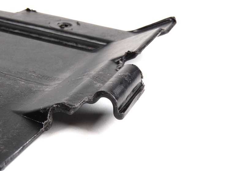 Cubierta de protección inferior OEM 51718171972 para BMW Serie 7 E38. Original BMW.
