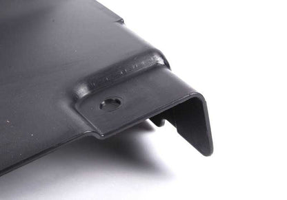 Cubierta paso de rueda delantera derecha OEM 51717050538 para BMW E60, E60N, E61, E61N. Original BMW.