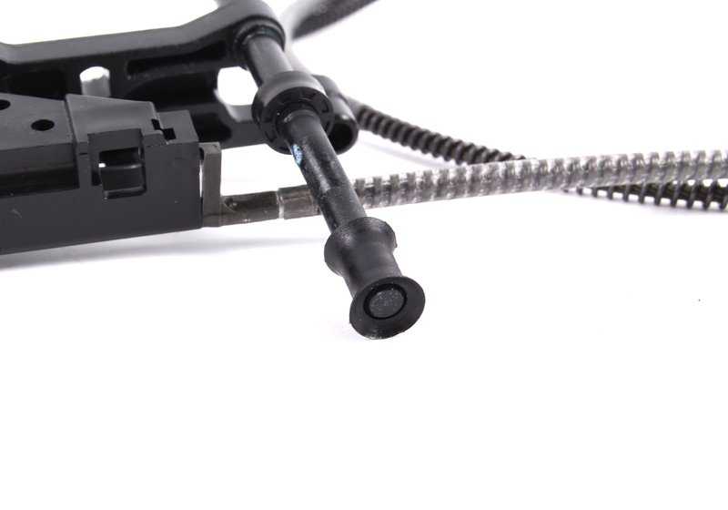 Cable de accionamiento izquierdo OEM 54121933749 para BMW E30. Original BMW.