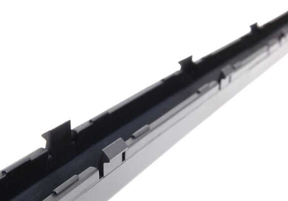 Moldura lateral para BMW E34 (OEM 51112230369). Original BMW