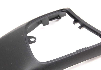 Ensemble de radio couvert 32348035326 pour BMW Z4 E85 et E86 (2.0i, 2.2i, 2.5i) avec une direction sportive M multifonction. BMW d'origine.